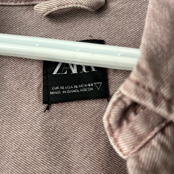 Zara Men’s Button Up - Picture 3 of 3